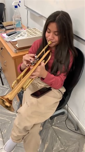 😍TRUMPET GIRL😍 . Cole Trumpet - Trumpet Practice - ARBAN'S - Tag a Friend! . . . . #trumpetlovers #trumpet #trompeta #trompete #trumpetkids #trumpetjazz #trumpetlife #trumpets #trompetas #trompetes #nightintunisia #dizzygillespie #trumpetmemes #trumpettist #jazzsolo #jazzmusic #lovely #jazzkids #great | Trumpet Lovers