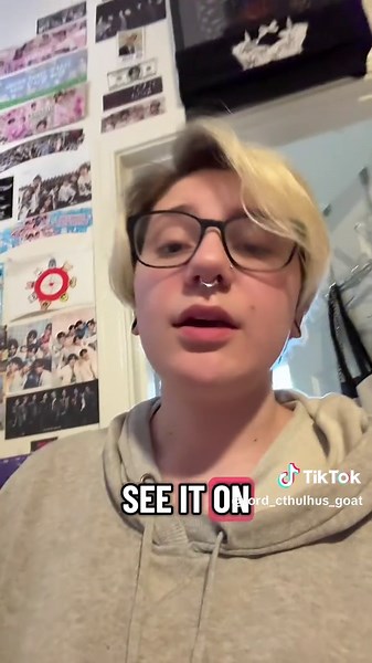 Understanding How Stray Kids Bubble Works