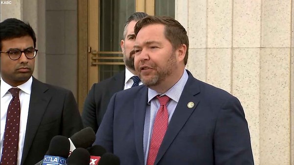 Video Drone operator charged for hitting 'super scooper' plane during Palisades Fire: DOJ