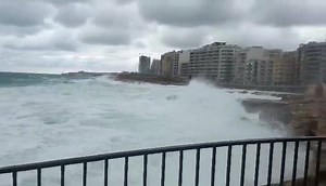 HUGE waves smash into the rocks at Sliema today. A big thanks to Antonella Abdilla for the video. | Malta Weather