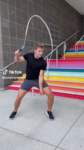 Whip Jump Rope: Try to Keep Up!