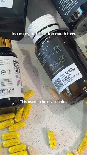 Feeling tired but wired? Disrupted, restless night sleep? ✨ Sleep Well is a luxurious, all-in-one nightly ritual designed to help you wake up feeling and looking your best. It's not just a sleep aid; it's deep, restorative support from the inside out. Here's the 4-in-1 formula for a perfect night: 😴 Fall Asleep Faster: Calming L-Theanine & Magnesium Glycinate to soothe stress and anxiety. 🌙 Stay Asleep Longer: A blend of sleepy herbs (like Hops, Ashwagandha, Passionflower & Chamomile) helps yo