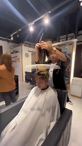 Fan Cutting? Yes We Are Resourceful When It Comes To Cutting Hair. ✂️✌️😜 #creativestylist #creative #hecktorsalon #trendingnow #hairstyle #hairgoals #fyp #tiktokph | HECKTOR’S SALON