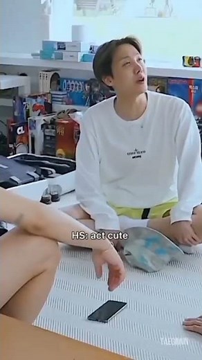 when Tae forgot the password 😂#bts #taehyung #lachimolala