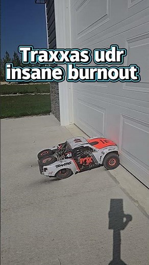 Traxxas UDR INSANE Burnout 🔥💨 Unlimited Desert Racer!