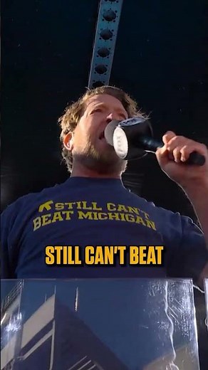 No. 4️⃣ on our top 10 moments from the BNK season... Dave's visit to Columbus 🤣 #cfb #football