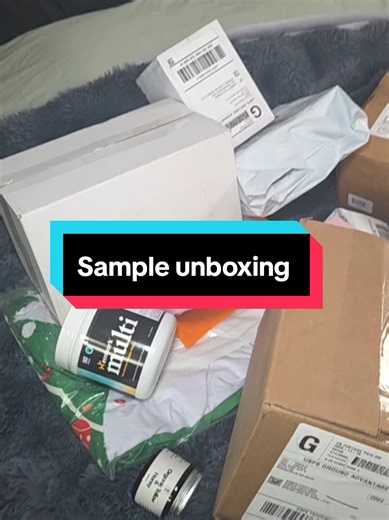When I get alot of samples at once which isn't very often, I'm just going to do unboxing videos with y'all! #unboxing #samples