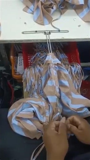 How to insert drawstring #fashion #garments #process #drawstring #insert