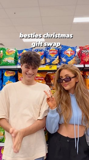 Sarah Betts on Instagram: "best friends christmas gift exchange!! go check out the full video!! #giftideas #bestfriendchallenge #buyingforeachother"