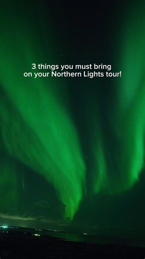 When gearing up for your Northern Lights tour, don’t forget these three essentials ✨ 🧤Warm Clothes: 📸Camera Gear/Smartphone ❤️Friends and/or Family: #iceland #icelandtrip #icelandnorthernlights #northernlights | Arctic Adventures