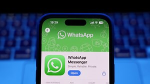 WhatsApp Reportedly Working on Slack-Like Threaded Replies for Group Chats