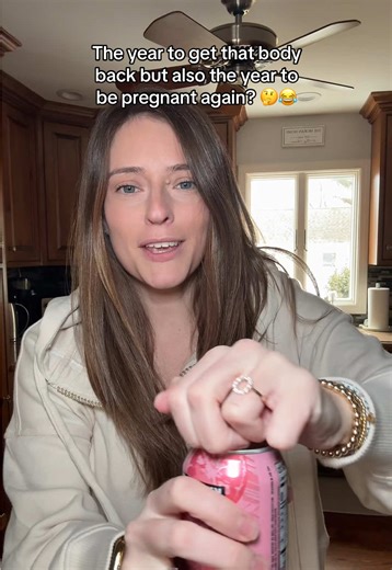 Could always be both 😉! #momsoftiktok #momlife #postpartum #postpartumjourney #postpartumbody