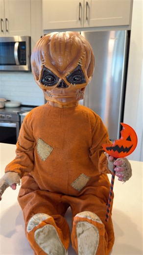 Ultimate Sam, unmasked 🎃 #trickrtreat #horror #horrormovie #horrormovies #halloween #movie #movies