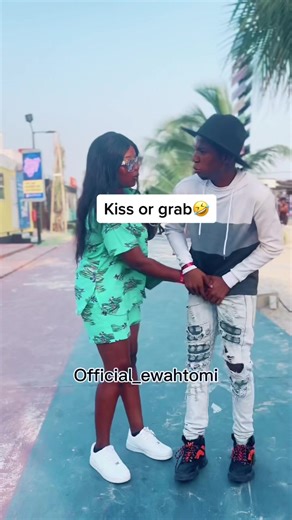 Public Interview: Kiss or Grab Prank Storytime