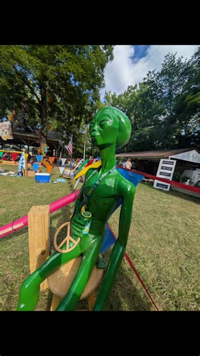 We hope the first run of shows with the new Larry Keel Experience took you out of this world! 🛸👽 Check the 🔗 in bio for tour dates. | Larry Keel