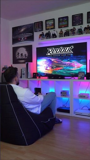 What's your favorite PS4 racing game? Redout is a great alternative to Wipeout 😁👍🏻