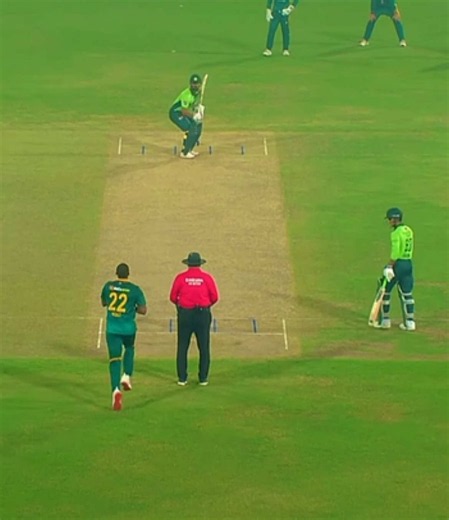 Pakistan Vs South Africa | 1st ODI Match 2025 | 2nd innings Highlights | PAK VS SA #foryoupage #trendiing #unfreezemyaccount #fyp #viral