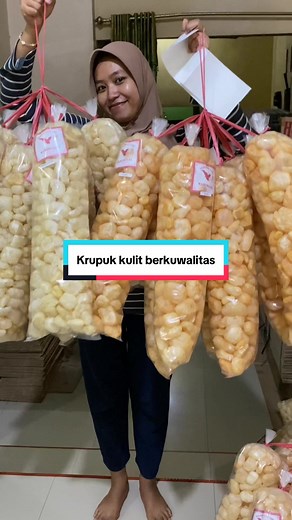 Krupuk kulit solo on TikTok