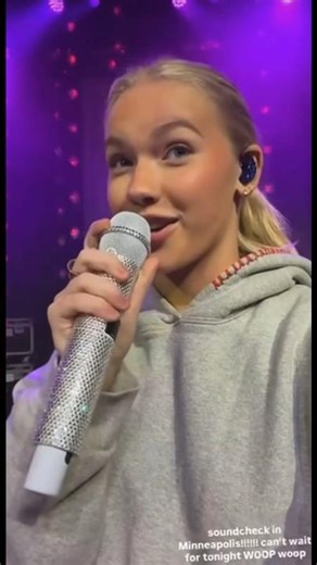 Freya’s Old Story | Credits to Freya Skye | #freya #freyaskye #stardust #starsalign #starsaligntour