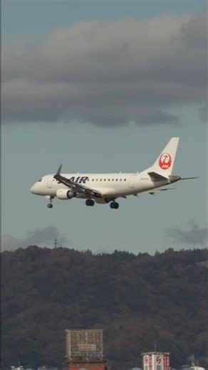 アプローチからタッチダウン J−AIR エンブラエル E−190 #Shorts