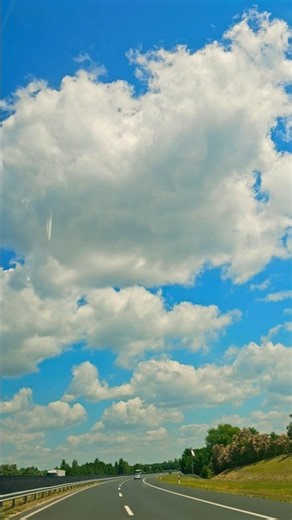 Calm Cloud||Blue Sky🩵☁️#soothing#satisfying#aesthetics#beautyofnature#cute#cloudysky#natureshorts#fy