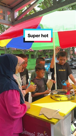 Siomay Pedas Mama Nyala di Outlet Baru Depan MTs Limboto