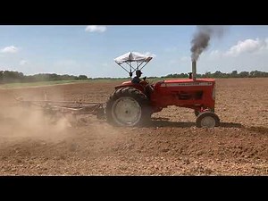 1962 Allis Chalmers D19 Diesel plowing
