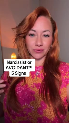 5 Signs You're Dating Someone with Avoidant Attachment Style