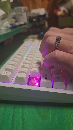 Keychron Q1 with HMX Luckies