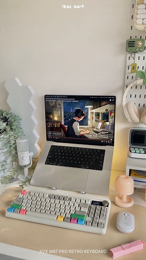 Tricia Anne | Education & Tech ☕️ | Let’s unbox this M87 Pro retro keyboard by @xvx__keyboard 💗 I love the pop of colors! Definitely made my desk better. Every setting can be... | Instagram