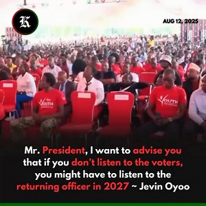 From Uasin Gishu, Ruto's backyard.... Mr. Ruto gets hard truths on his face from a young man who's trying very hard to be nice to him... "If you don't listen to the voters, you'll listen to the returning officer in 2027".. Listen to the Cheers by the young people. Now, that's the ground! | Fuata Nyuki-Wa Kûngû