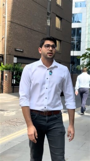 Year 2 Student Running a £200K Digital Marketing Agency | My Story