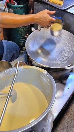 วิธีการทำขนมไทยโบราณที่หาดูยาก😋 A rare way to make traditional Thai desserts