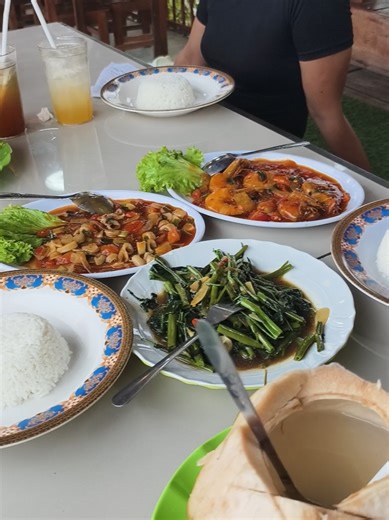 Makanan enak & Murah, View nya bagus Sekali!! Idaman #jls #sine #makananviral #jlstulungagung #murah