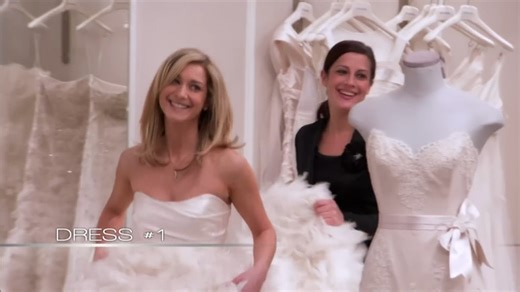 Bride Donna has a $5,000 budget for her wedding dress, but when she can’t find one, her dad insists on raising the budget! | Curvy Brides' Boutique - TLC