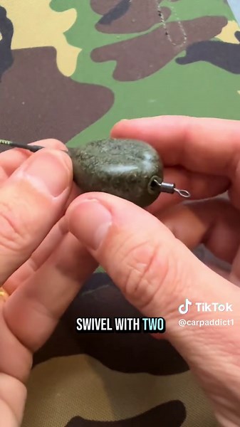 Upgrade your end tackle with the Rig Marole FreeFall Micro Braided Rig Tube 🎣🔥 This ultra-supple, fast-sinking rig tube blends perfectly into the lakebed, giving you maximum stealth and a natural presentation that won’t spook pressured carp. Its micro-braided design is super strong, abrasion-resistant, and completely tangle-free—making it one of the most reliable rig tubing options on the market. Perfect for carp anglers who want cleaner rigs, better concealment, and improved hooking efficienc