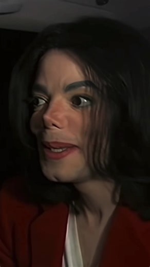 his laugh LMAOO 😭!!! #fyp #michaeljackson #foryoupage #trending #berlin #goviralgo
