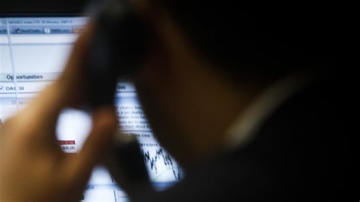 Arnaque au faux conseiller: comment les escrocs affichent le vrai numéro de votre banque sur votre téléphone