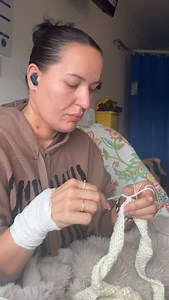 Day 14 in hospital. Crochet in hand. A fresh scar on my neck. And a heart full of both gratitude and exhaustion. The past two weeks have been a blur of pain, fear, medication, surgery, and—honestly—some very raw moments. Six weeks ago, I was diagnosed with tonsil cancer. We chose surgery. A full tonsillectomy, plus a pretty major neck dissection to remove cancerous lymph nodes. The surgery itself went really well (thanks to my brilliant surgeon who I’ve seen almost every day since—can you get at