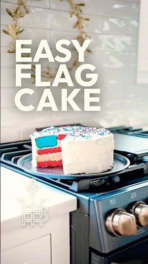 🇺🇸 Make this easy flag cake at home! 🎆