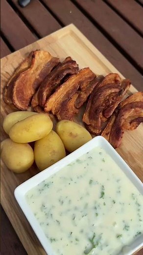 Stegt flæsk med persillesovs – på grill!