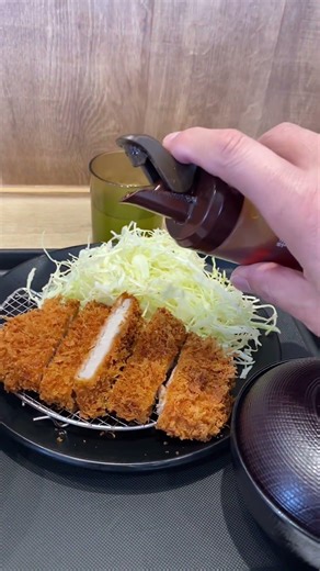 松のや２５th anniversary大麦ロースかつ定食❗️飛べない豚は、只のブタだった草