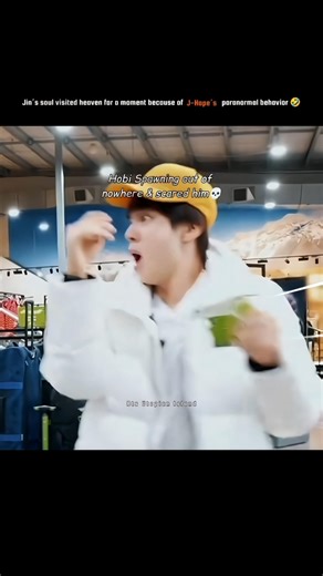 Hobi's paranormal behave scared Jin🤣|#bts #shorts