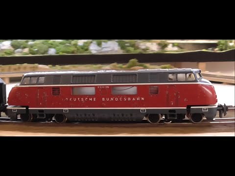 Trix International 2460 V200 digitalisieren, ESU Decoder einbauen und Getriebe reparieren