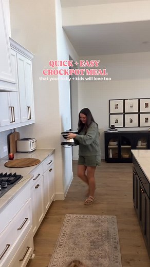 227K views · 10K reactions | Quick and easy creamy pot pie noodles! ...