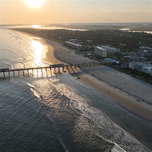 48K views · 1.4K reactions | 24 hours in Folly Beach South Carolina #traveltips #outdooradventures #TravelVlog #travel #beach | Cody & Kellie | Facebook