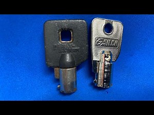 【合鍵専門店】ハーレー(HARLEY-DAVIDSON)《エースキー(丸鍵)》を自動鍵複製キーマシンでスペアキー作製♪ ~MIRALCE-S10 Ver~