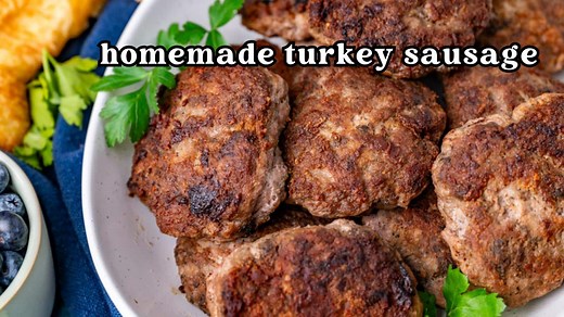 🌟 Easy, Freezable Homemade Turkey Sausage Perfect for Busy Mornings! 🍳