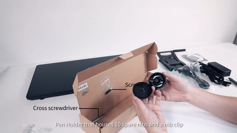 HUION Kamvas 22 Plus QLED Drawing Tablet with Full-Laminated Screen USB-C Connection 140% sRGB Tilt, 21.5 inch Graphics Art Tablet for Artist & Designer, Work with Mac, Windows, Linux & Android Black