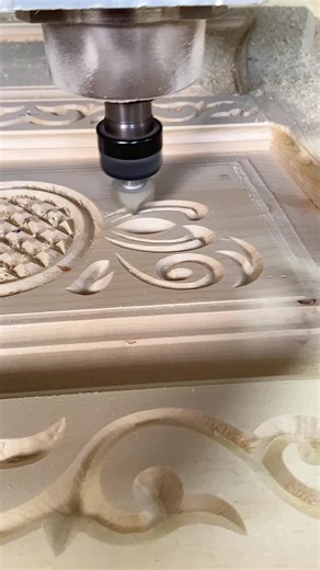 Watch the router move corner to corner with calming CNC wood routing and carving sounds 🌳 This ASMR video captures real workshop ambiance — steady spindle hum, smooth diagonal tool paths, and satisfying clean cuts across natural wood. No talking, just pure CNC motion and immersive craftsmanship. The consistent cross-surface passes and warm wood tones create a peaceful atmosphere perfect for: 🧠 Deep focus & productivity 📚 Study sessions 😴 Sleep & relaxation ✨ Stress relief Put on your headpho